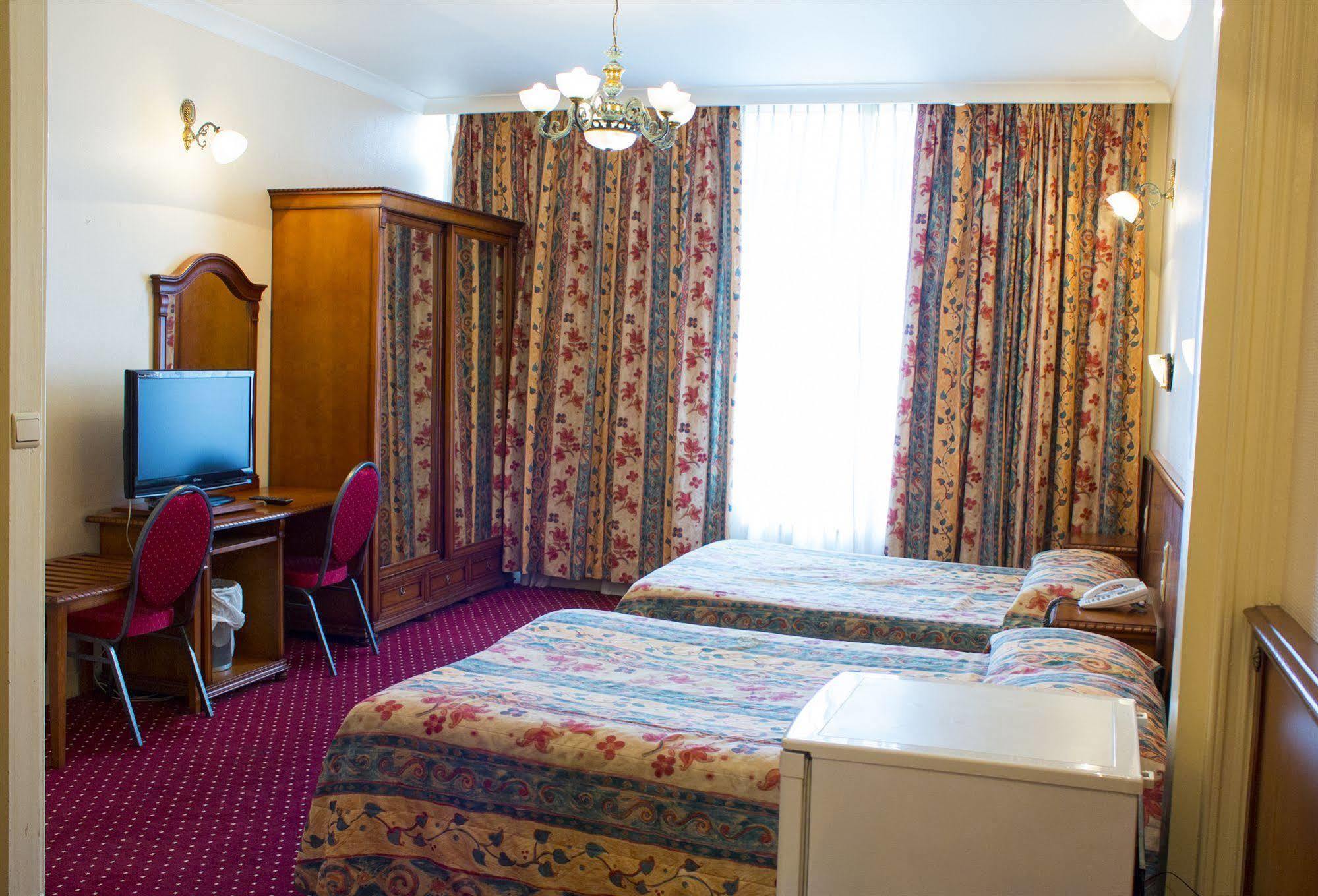 Hotel Continental Saint-Gilles Kültér fotó