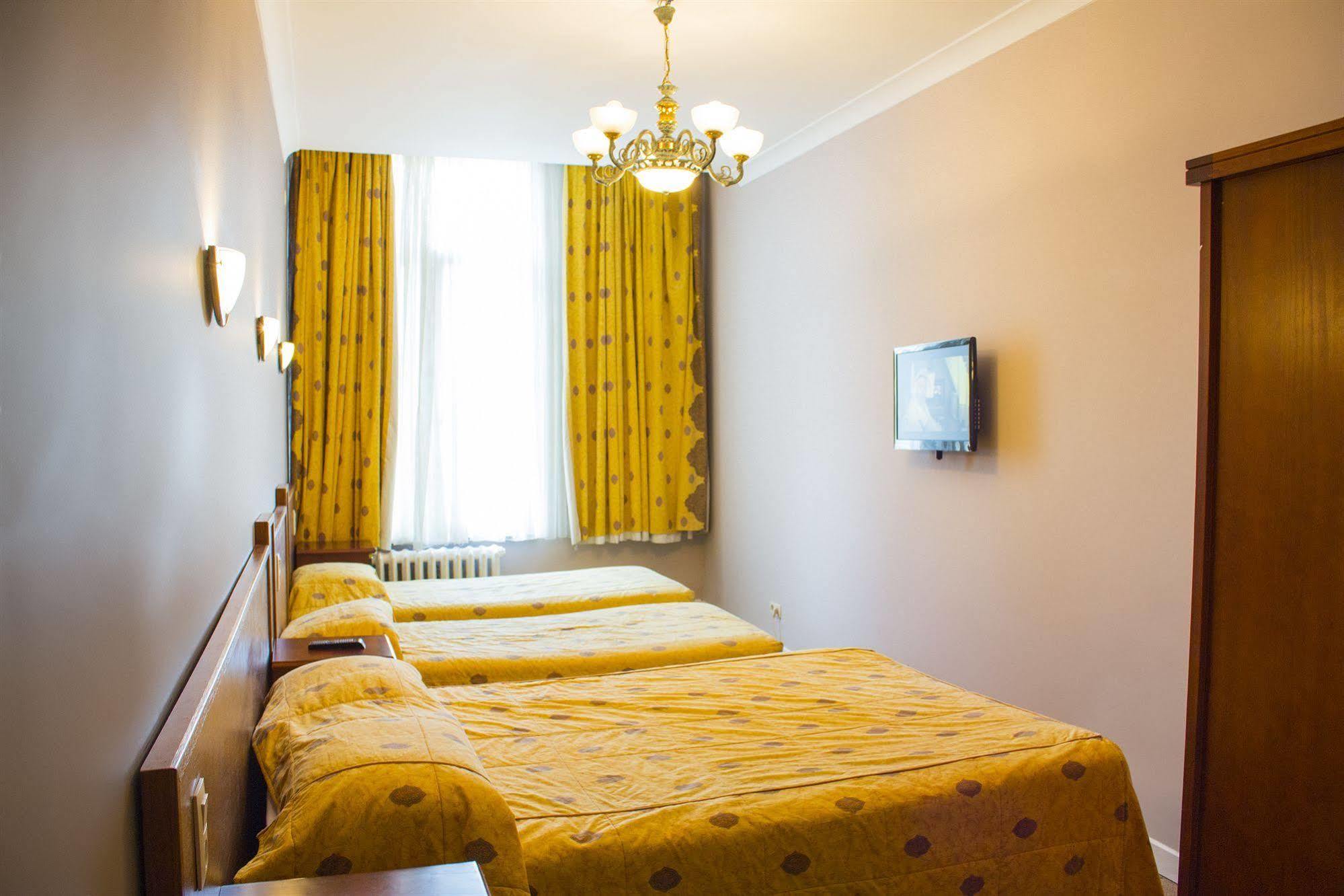 Hotel Continental Saint-Gilles Kültér fotó